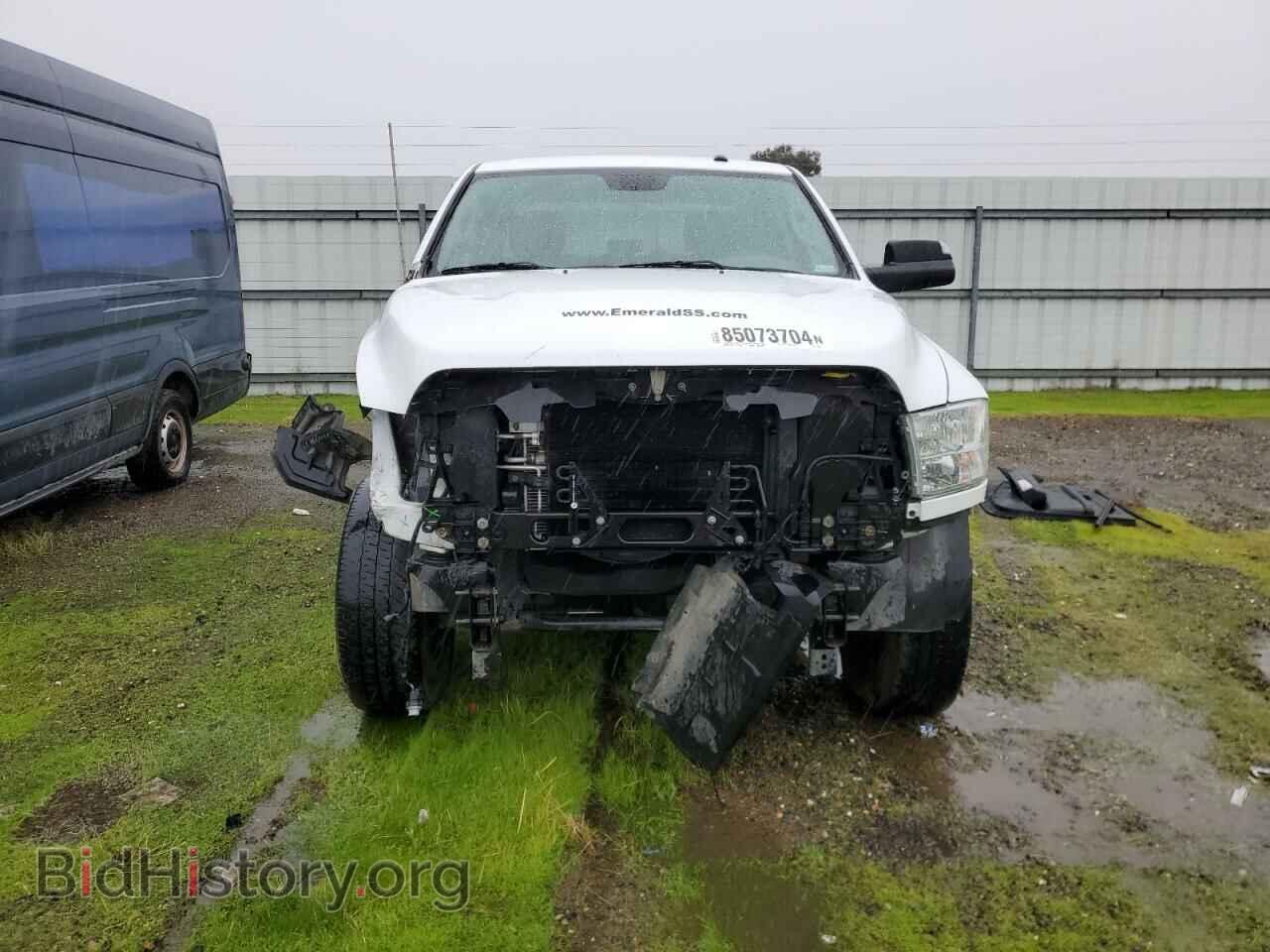 2018 RAM All Models - VIN: 3C6UR5HJ5JG256091 - Photo 5