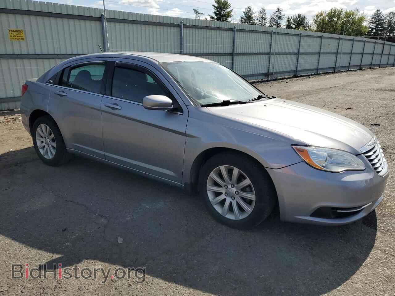 2013 CHRYSLER 200 - VIN: 1C3CCBBG1DN556549 - Фото 4