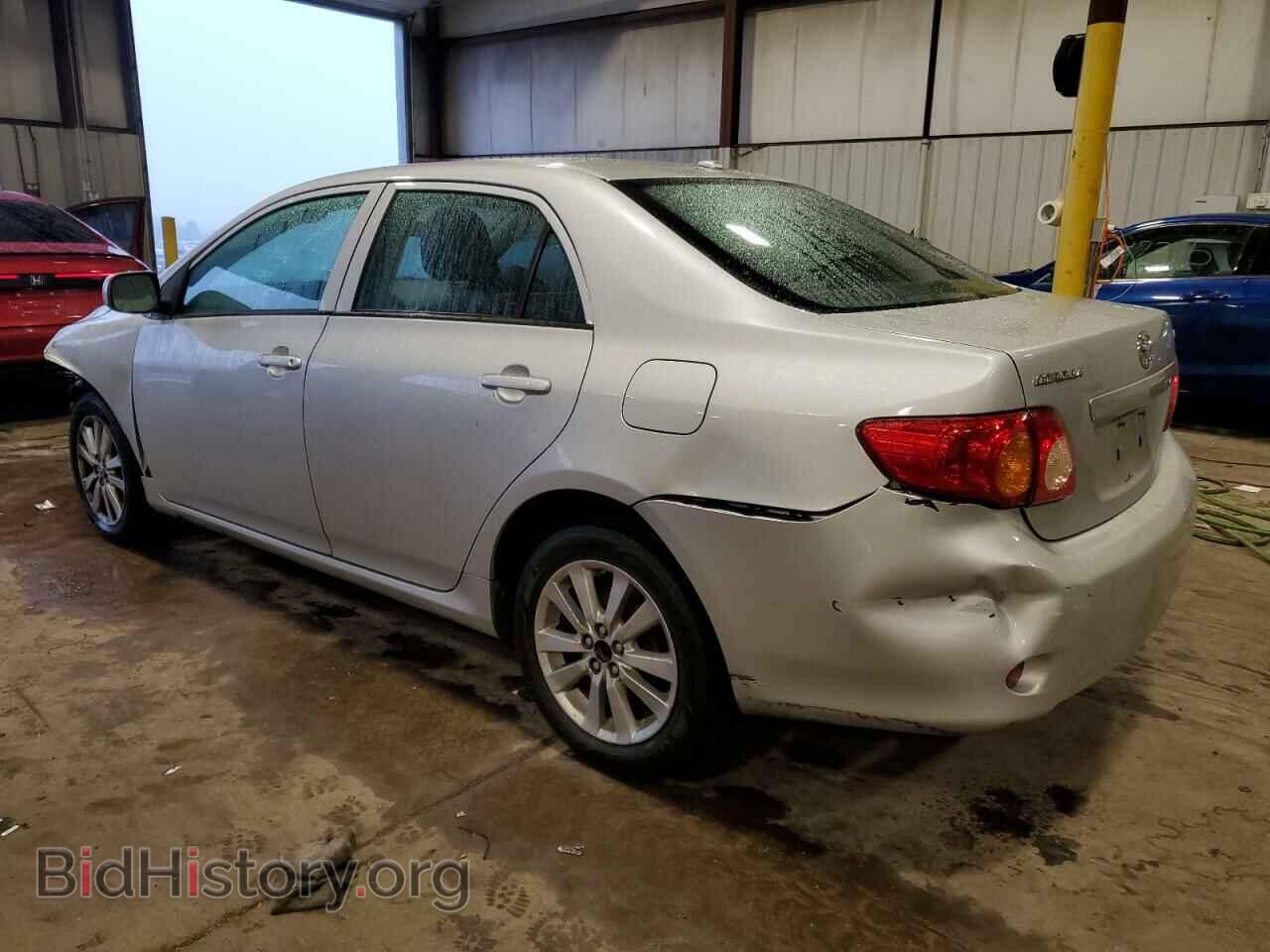2010 TOYOTA COROLLA - VIN: 2T1BU4EE7AC384052 - Фото 2