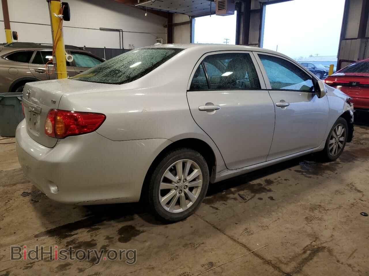 2010 TOYOTA COROLLA - VIN: 2T1BU4EE7AC384052 - Фото 3