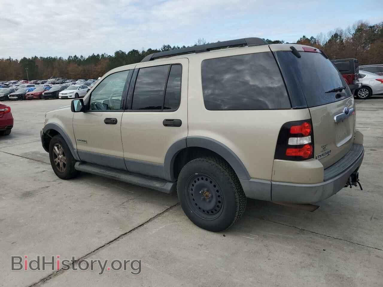 2006 FORD EXPLORER - VIN: 1FMEU73836UA92352 - Фото 2