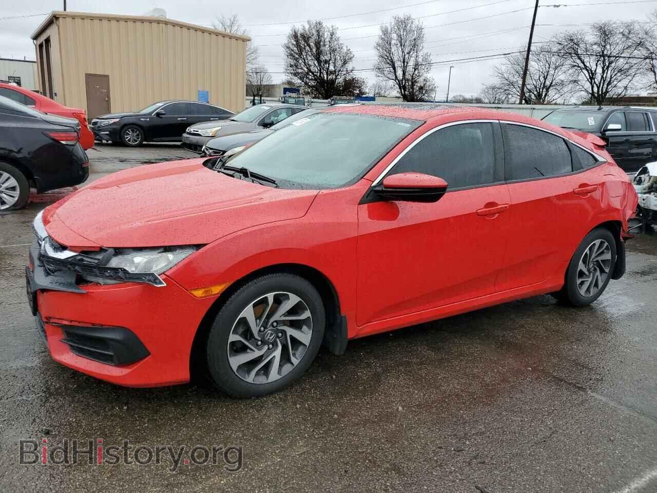 Photo 2HGFC2F74JH594219 - HONDA CIVIC 2018