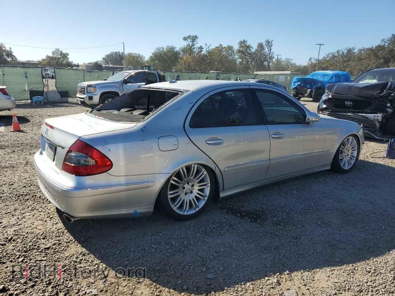 2007 MERCEDES-BENZ E-CLASS - VIN: WDBUF72X07B093635 - Фото 3