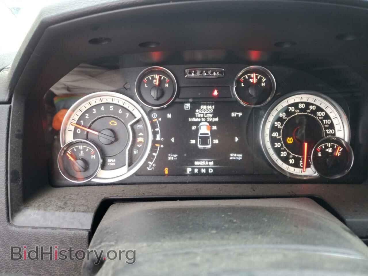 2018 RAM 1500 - VIN: 1C6RR7NT9JS271760 - Фото 9