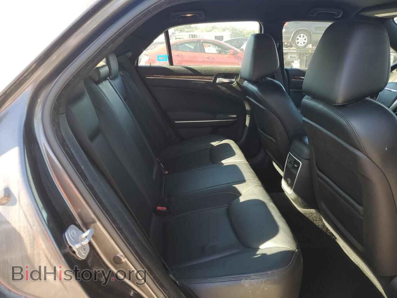 2013 CHRYSLER 300 - VIN: 2C3CCAAG8DH558741 - Фото 10