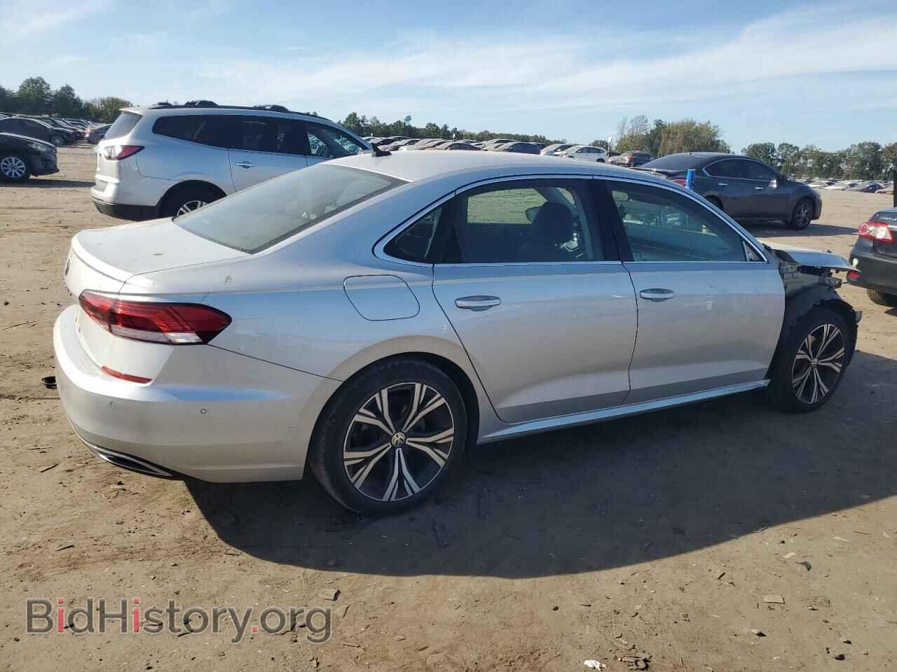 2020 VOLKSWAGEN PASSAT - VIN: 1VWCA7A38LC006074 - Фото 3