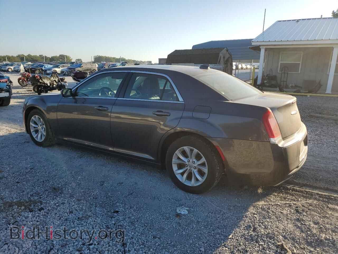 2016 CHRYSLER 300 - VIN: 2C3CCAAG6GH106372 - Фото 2