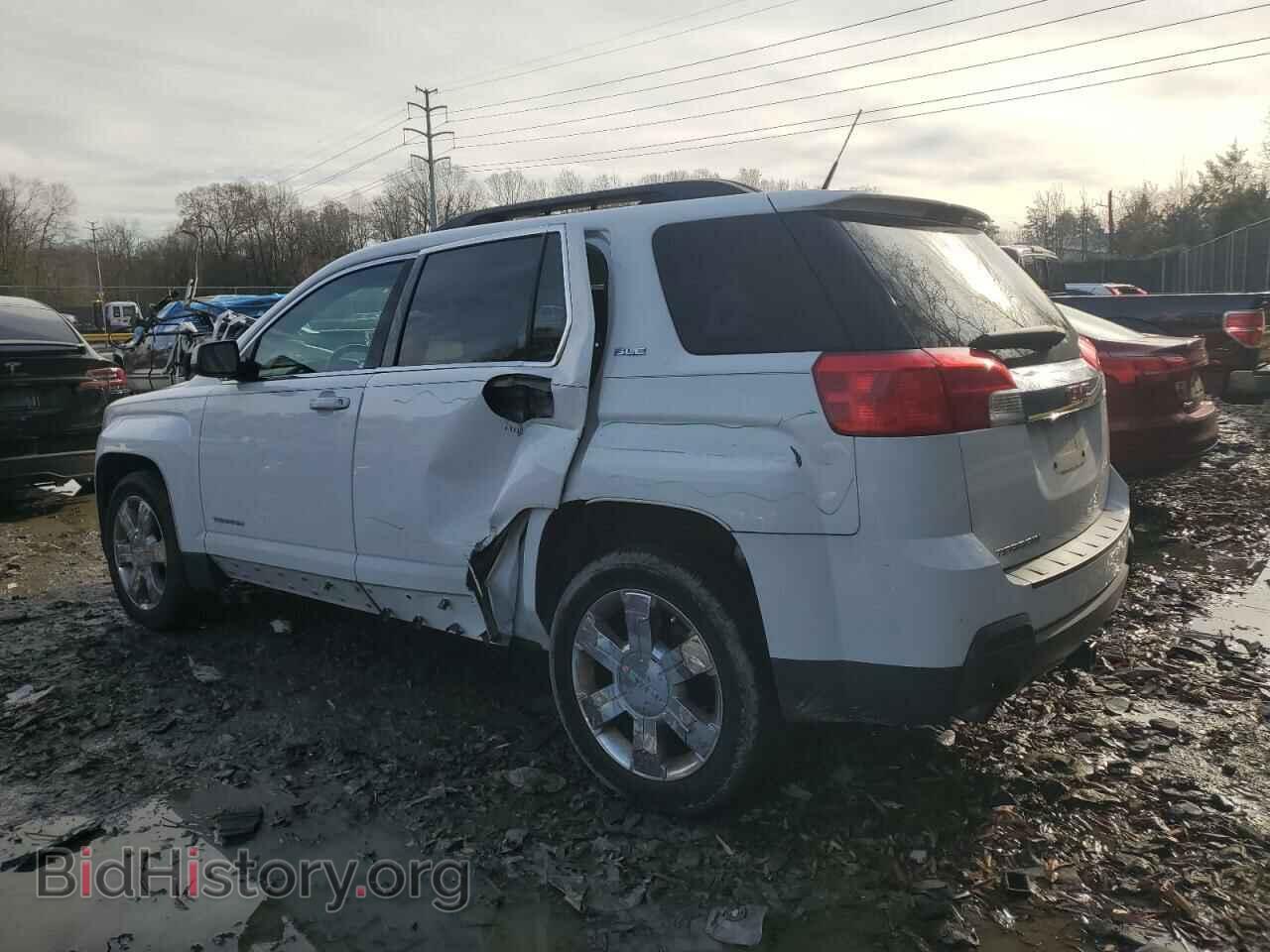 2011 GMC TERRAIN - VIN: 2CTFLSE55B6310211 - Photo 2