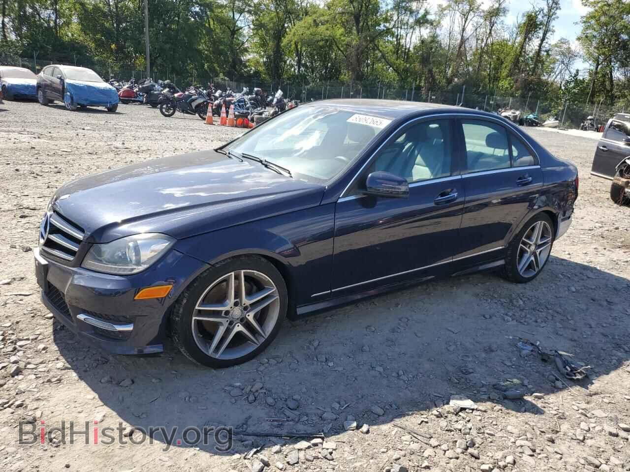 Photo WDDGF8AB8EA928447 - MERCEDES-BENZ C-CLASS 2014