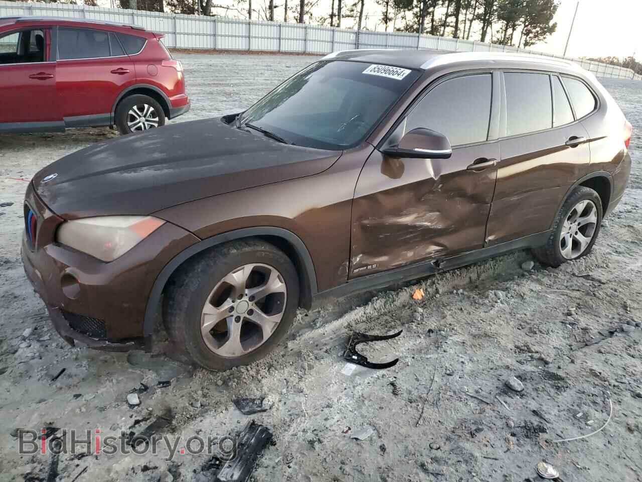 Photo WBAVM1C51DVW45544 - BMW X1 2013