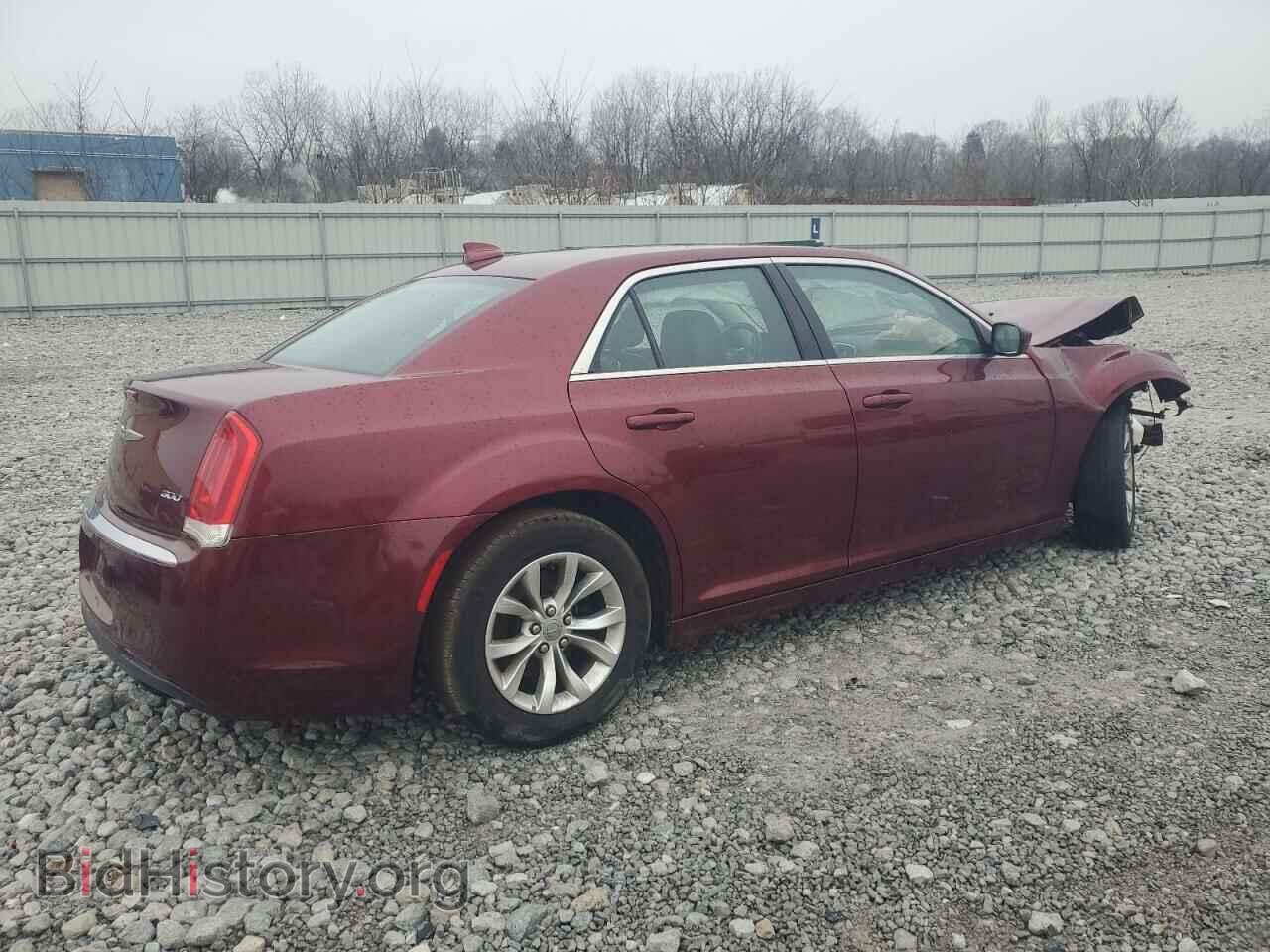 2016 CHRYSLER 300 - VIN: 2C3CCAAG2GH252719 - Фото 3