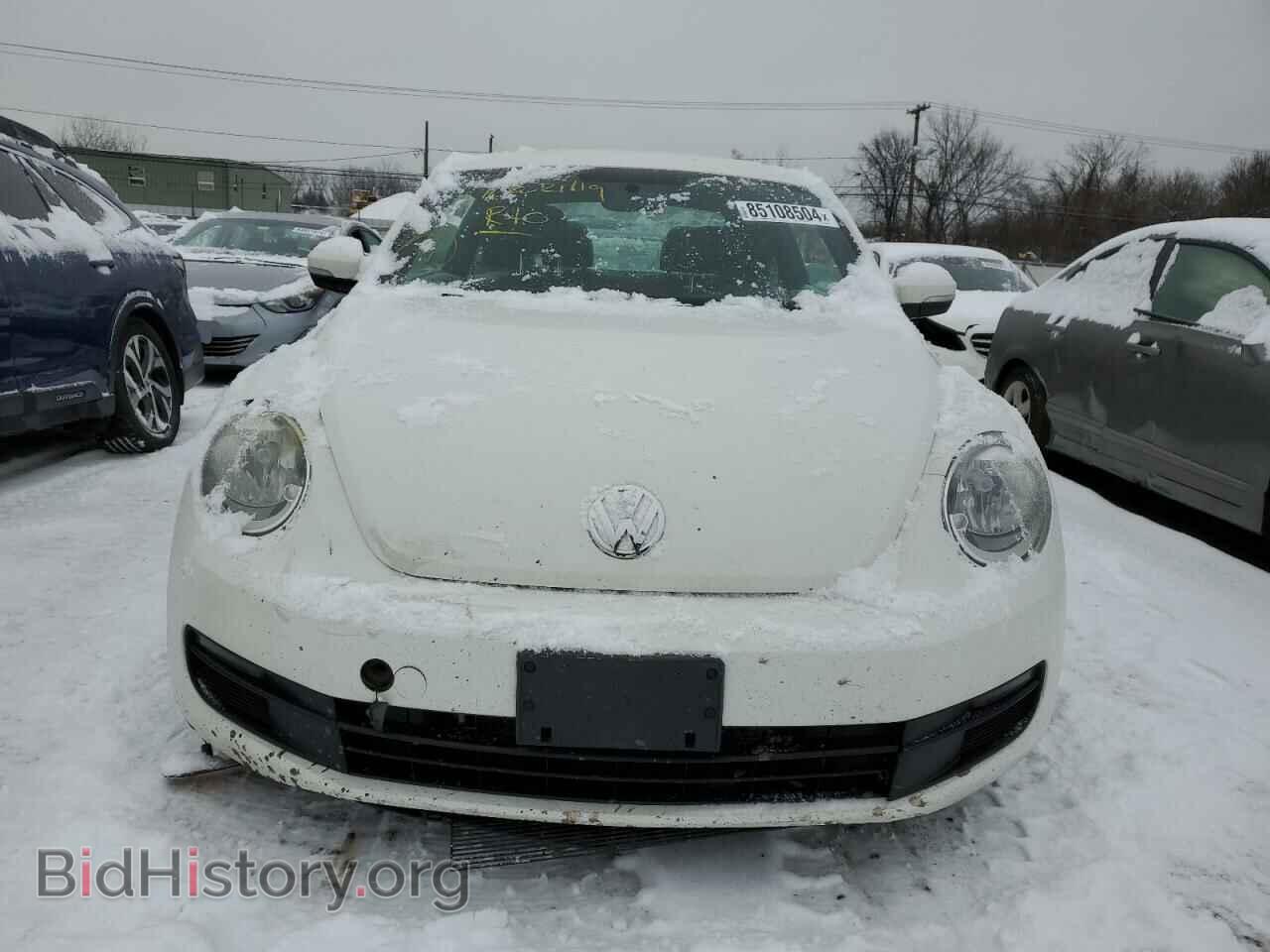 2013 VOLKSWAGEN BEETLE - VIN: 3VWJP7AT5DM601843 - Фото 5