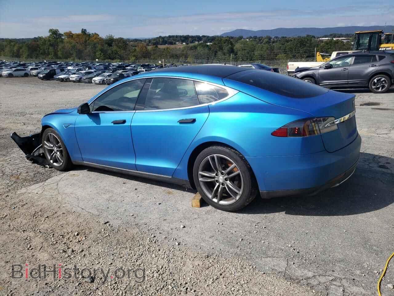 2015 TESLA MODEL S - VIN: 5YJSA1E21FF118915 - Фото 2
