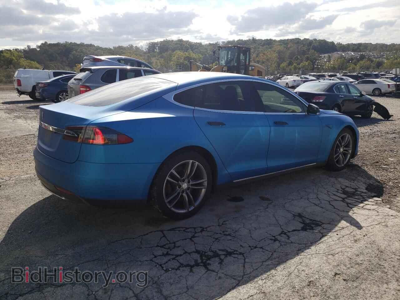 2015 TESLA MODEL S - VIN: 5YJSA1E21FF118915 - Фото 3