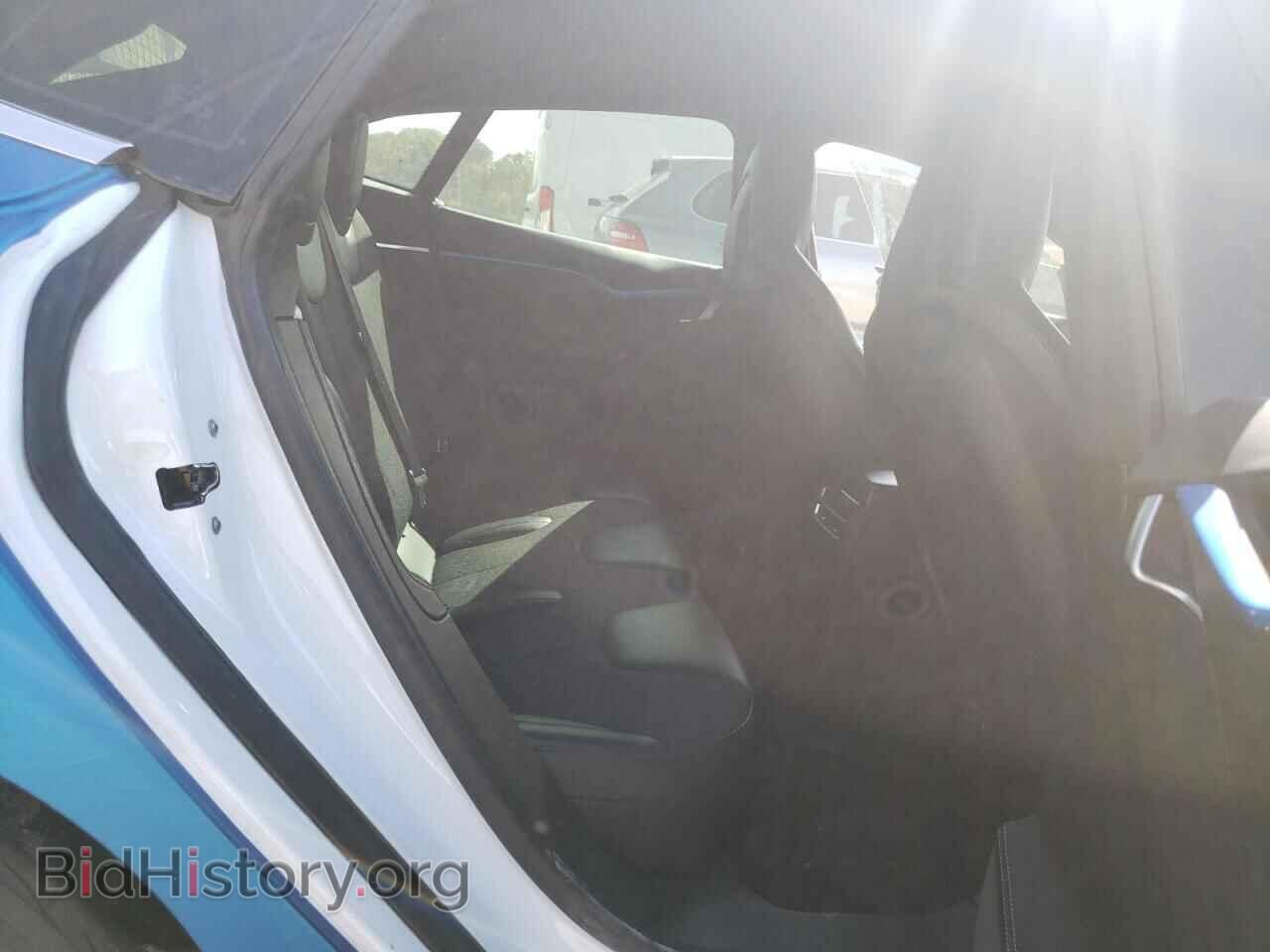 2015 TESLA MODEL S - VIN: 5YJSA1E21FF118915 - Фото 10