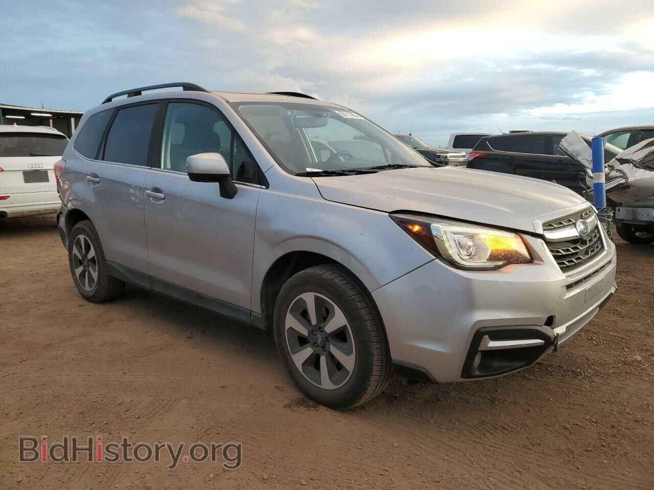 2017 SUBARU FORESTER - VIN: JF2SJARC7HH558015 - Фото 4
