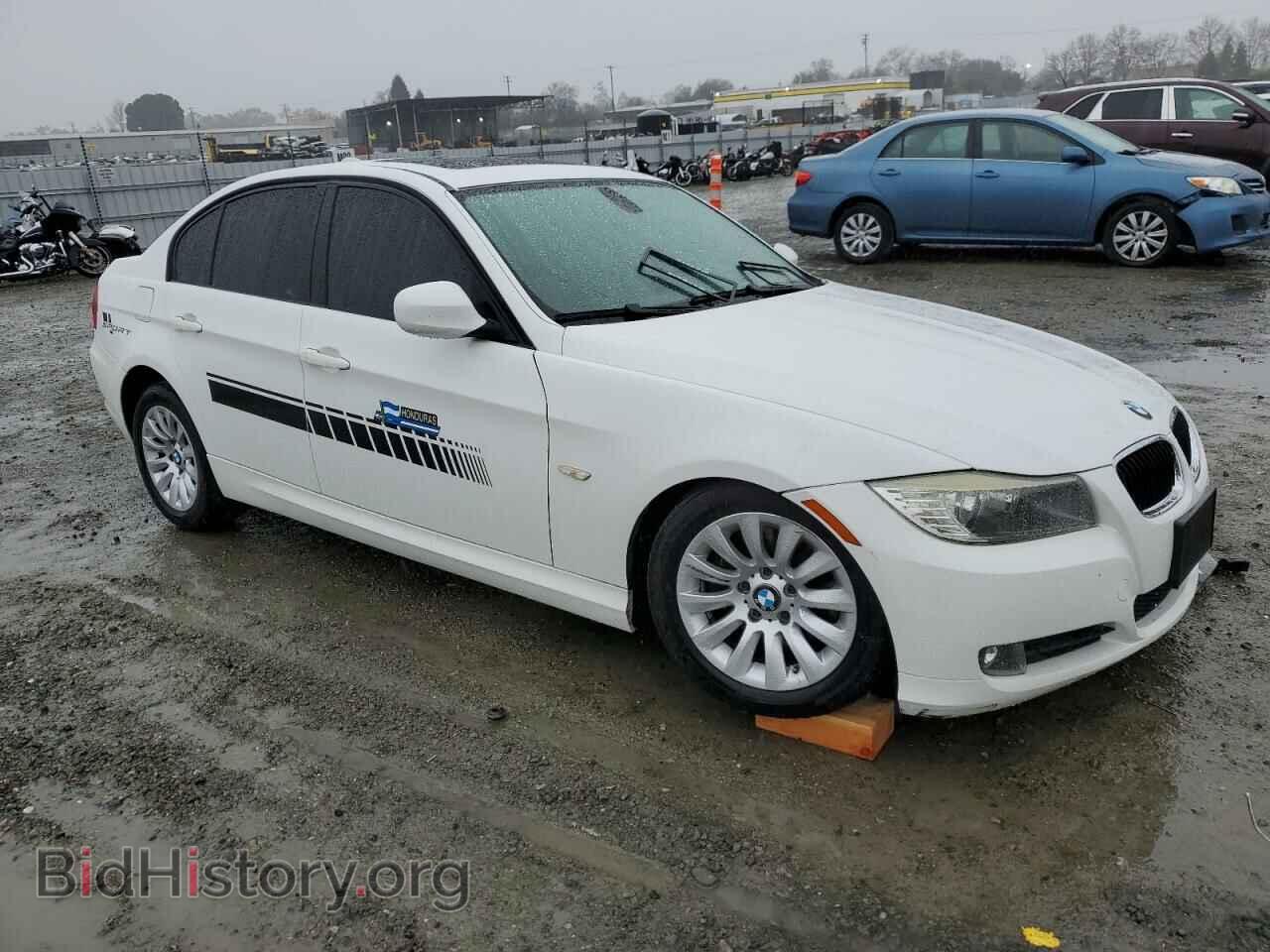 2009 BMW 3 SERIES - VIN: WBAPH53579A438546 - Фото 4