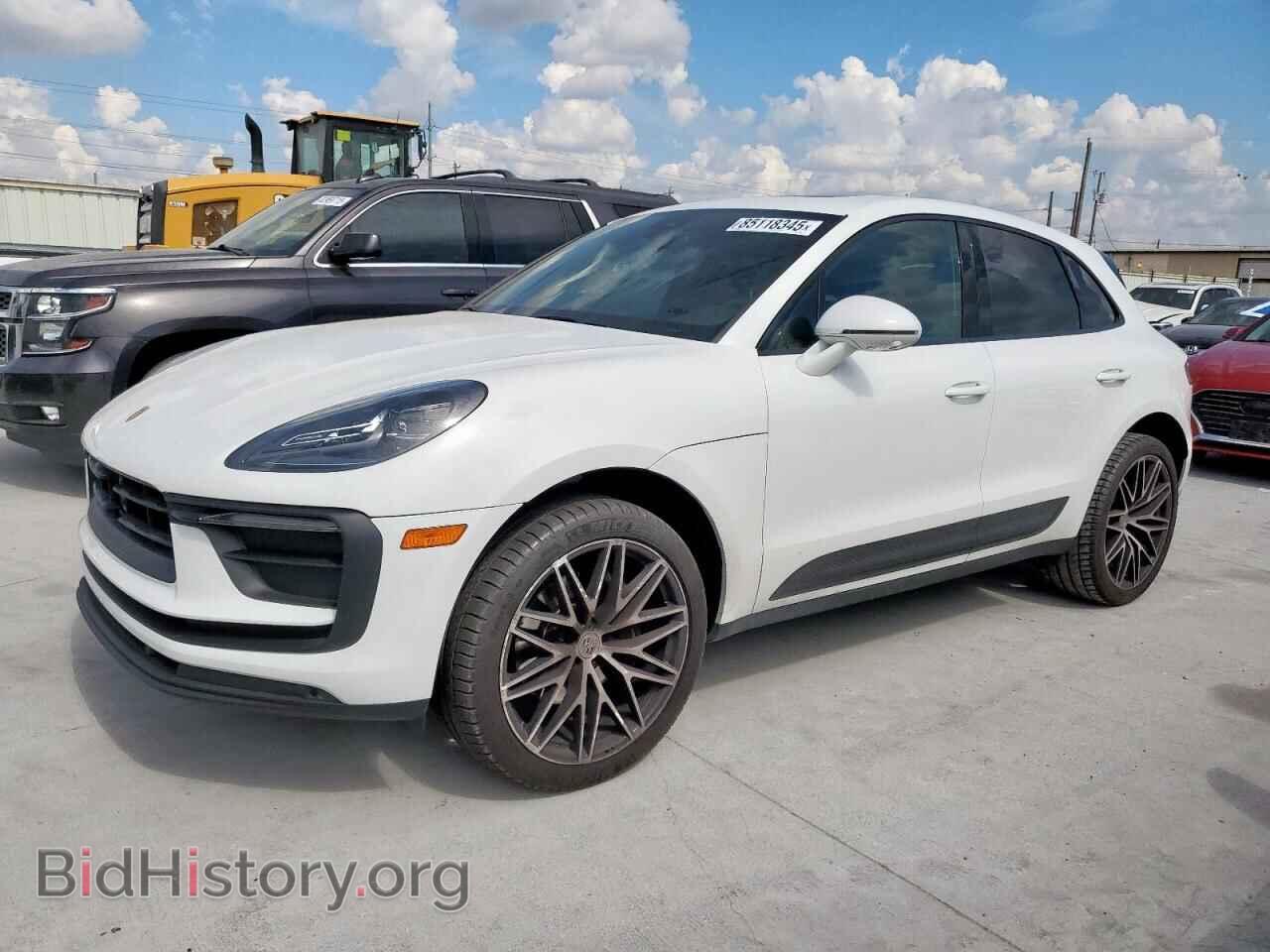 Фотография WP1AA2A56PLB08380 - PORSCHE MACAN BASE 2023