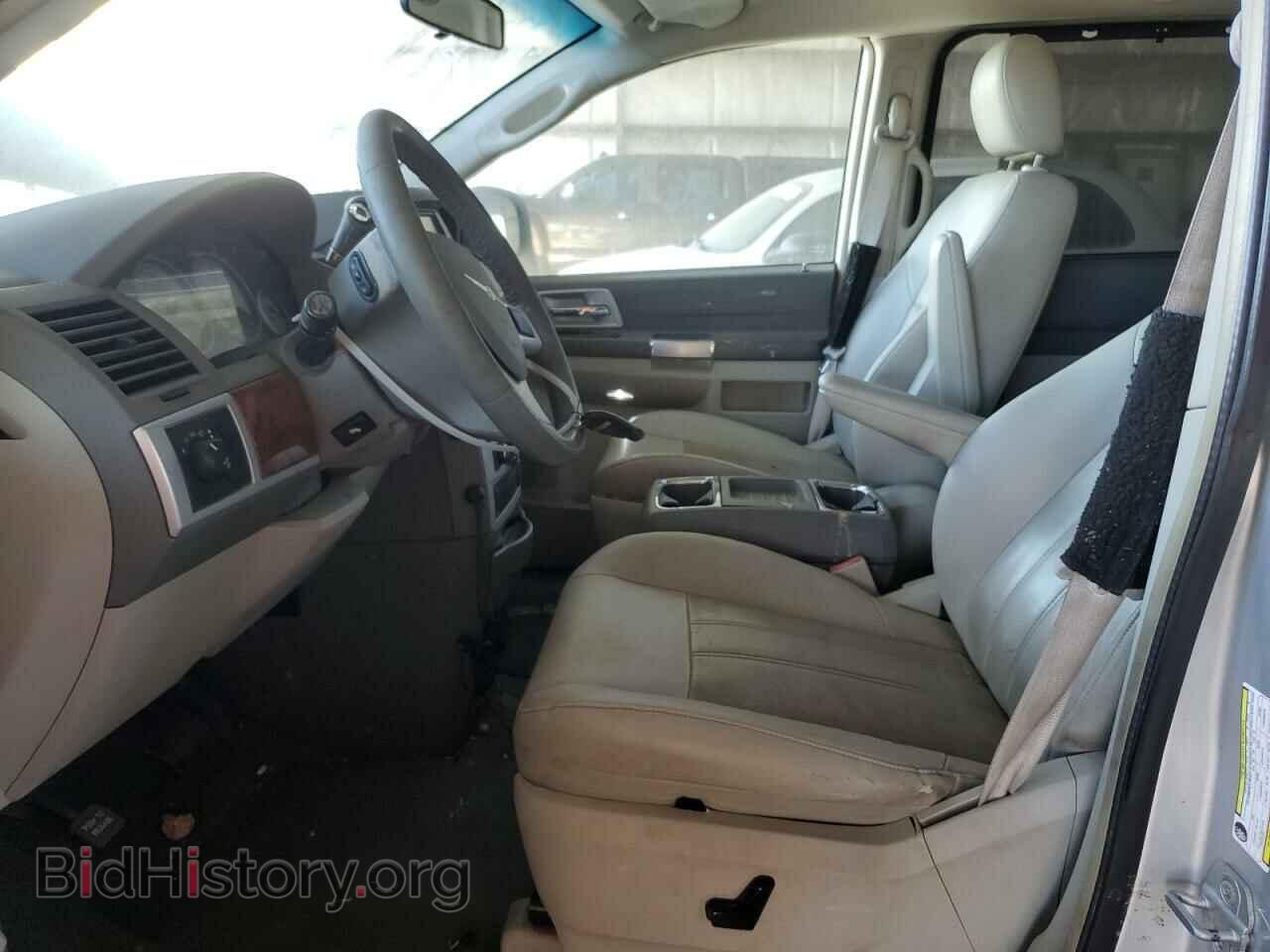 2008 CHRYSLER MINIVAN - VIN: 2A8HR54P88R729631 - Фото 7