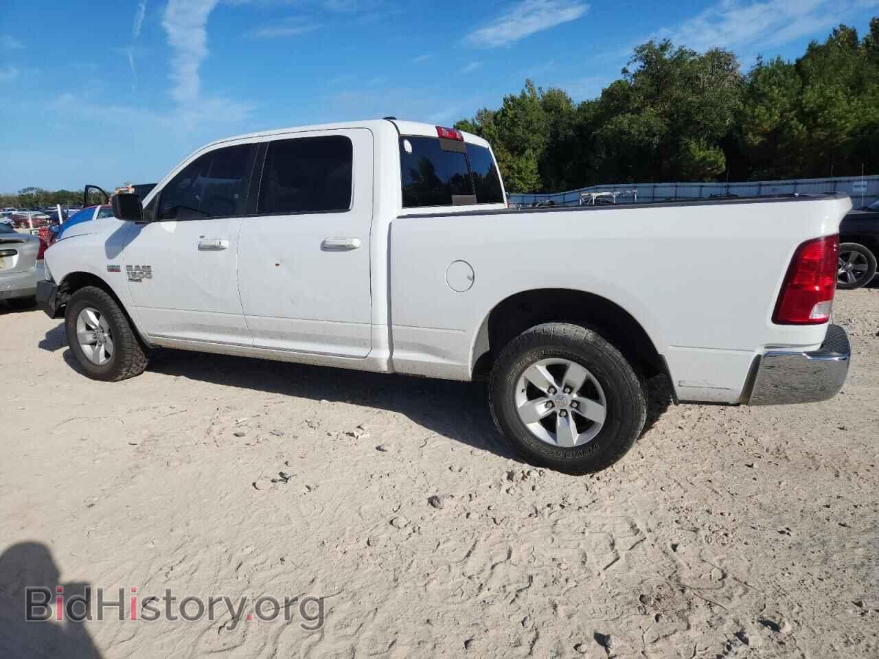2019 RAM 1500 - VIN: 1C6RR6TT4KS682644 - Photo 2