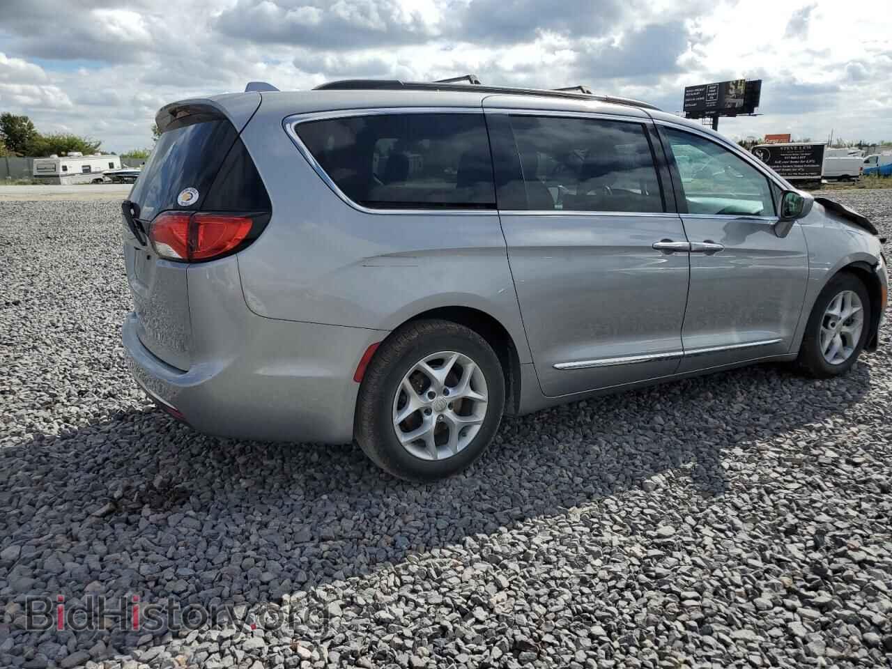 2017 CHRYSLER PACIFICA - VIN: 2C4RC1BG2HR591979 - Фото 3