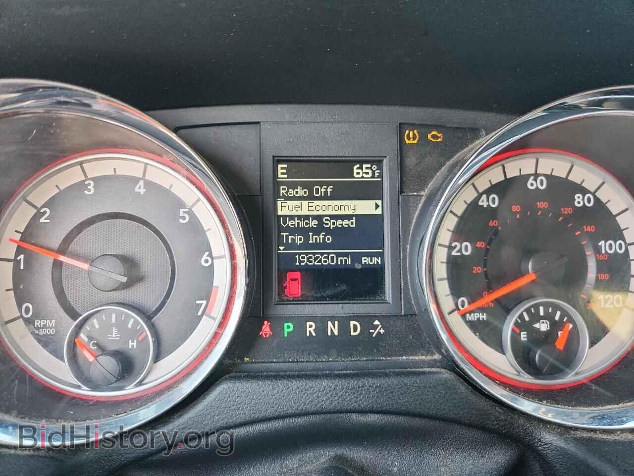 2011 DODGE CARAVAN - VIN: 2D4RN5DG7BR657029 - Фото 9
