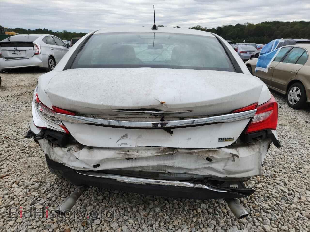 2013 CHRYSLER 200 - VIN: 1C3CCBCG6DN573202 - Фото 6