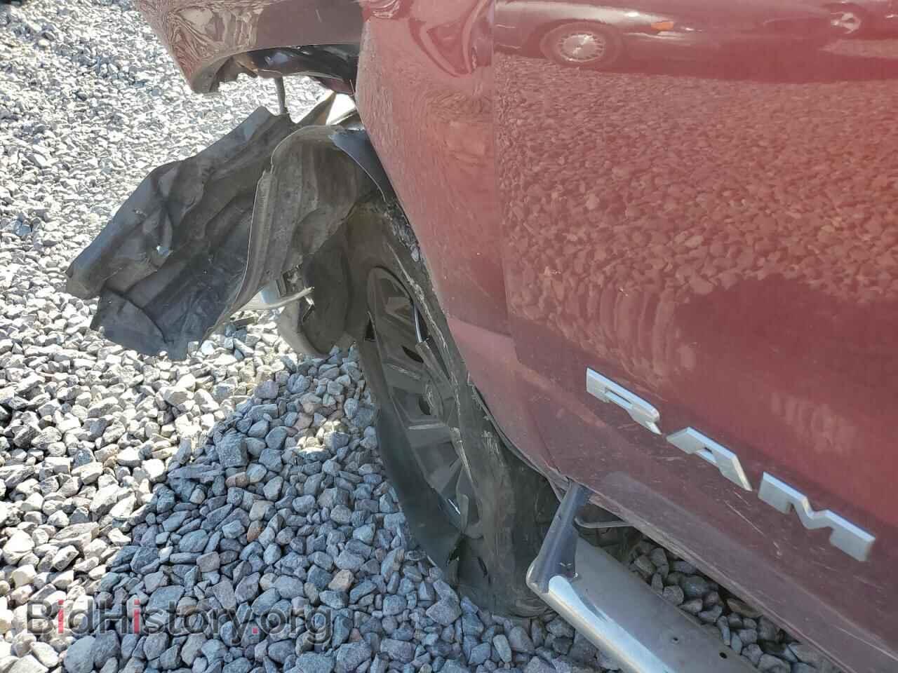 2019 RAM 1500 - VIN: 1C6SRFBT4KN800354 - Фото 8