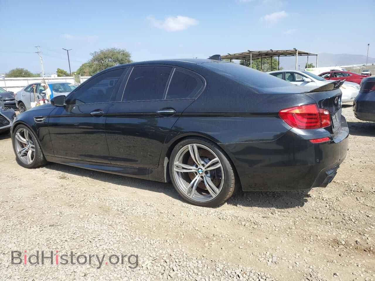 2013 BMW M5 - VIN: WBSFV9C57DD095705 - Фото 2