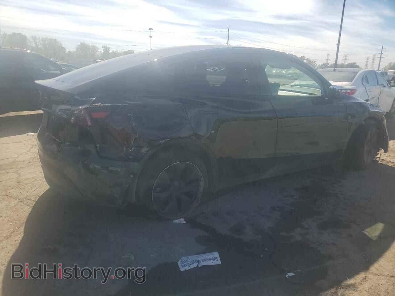 2024 TESLA MODEL Y - VIN: 7SAYGAEE3RF106923 - Photo 3