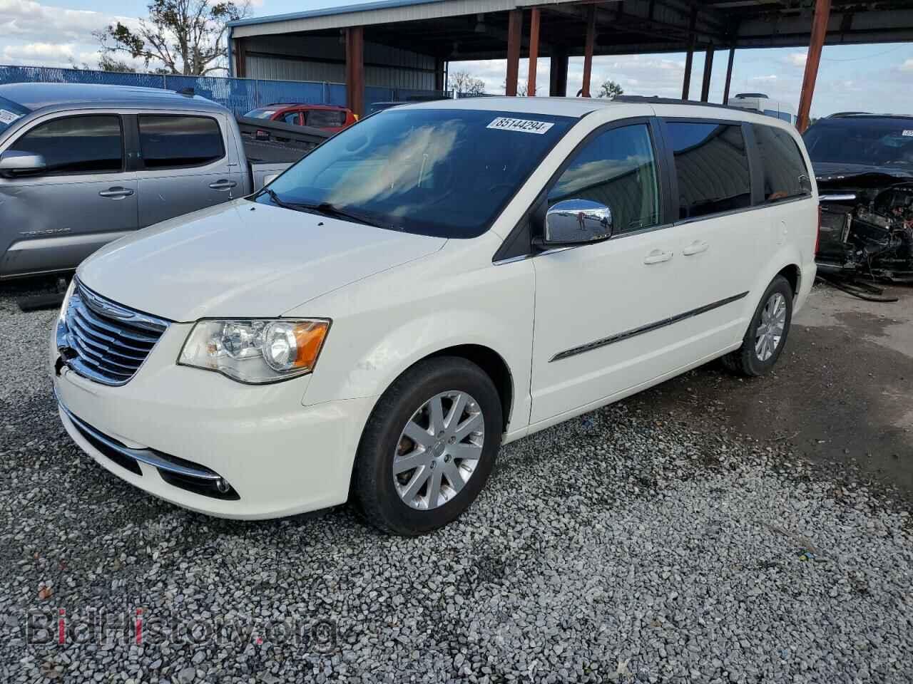 Photo 2A4RR8DG0BR714622 - CHRYSLER MINIVAN 2011