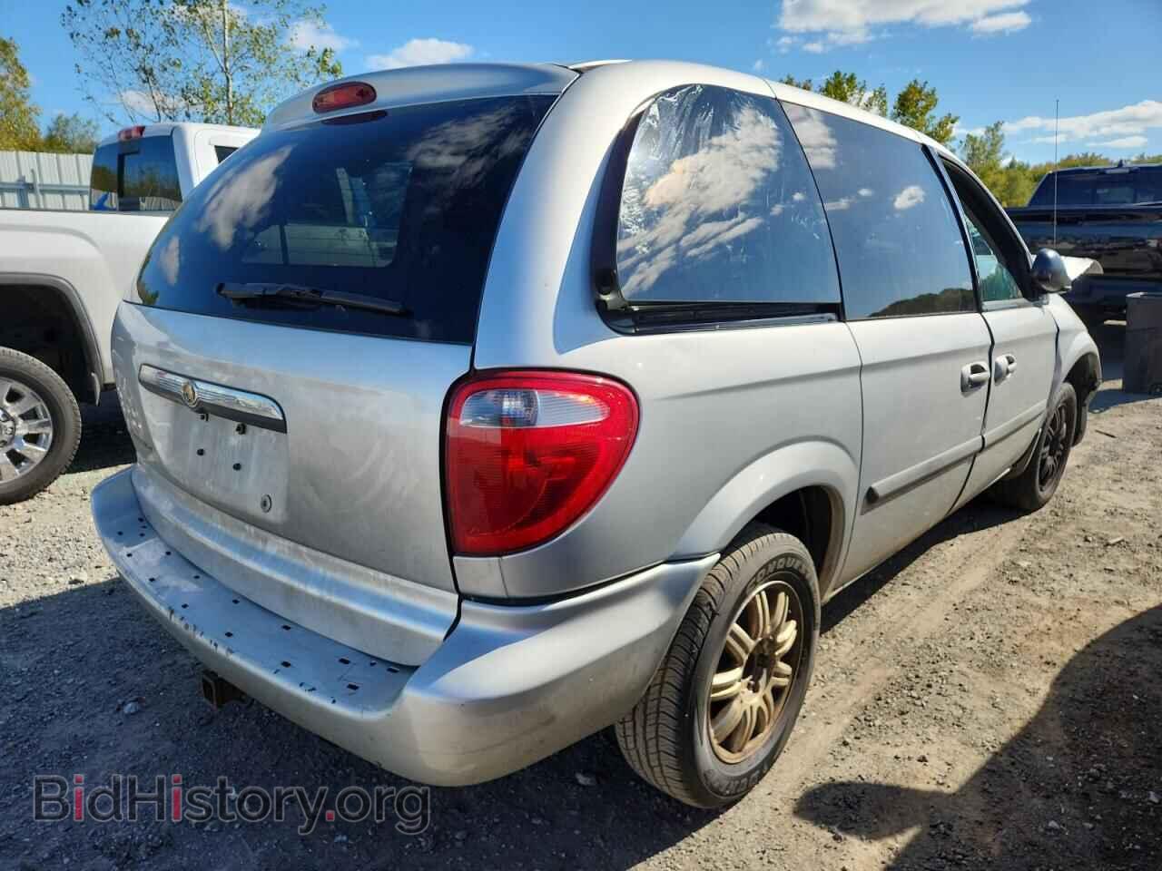 2006 CHRYSLER MINIVAN - VIN: 1A4GP45RX6B645044 - Фото 3