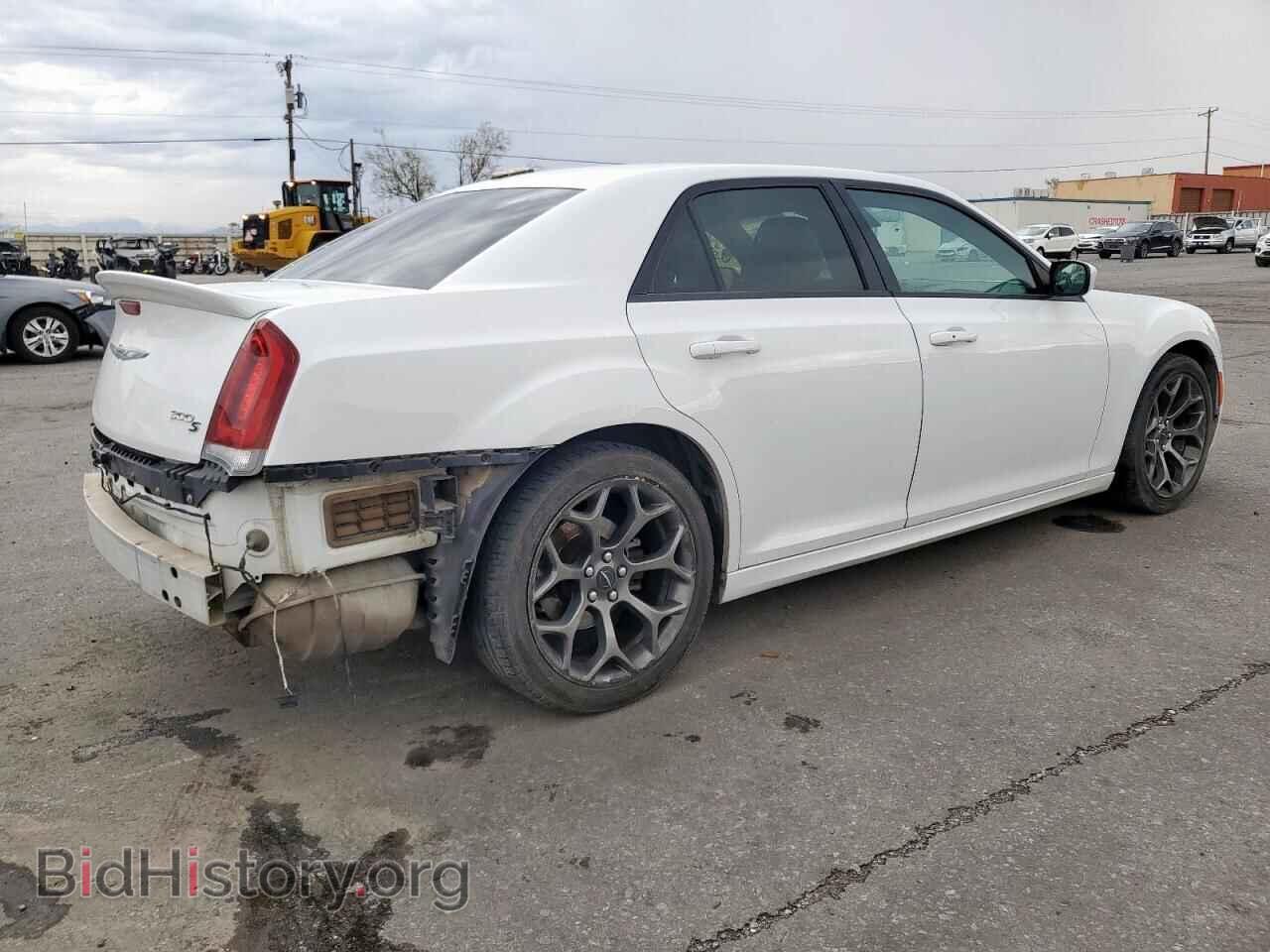 2017 CHRYSLER 300 - VIN: 2C3CCABG9HH668704 - Фото 3