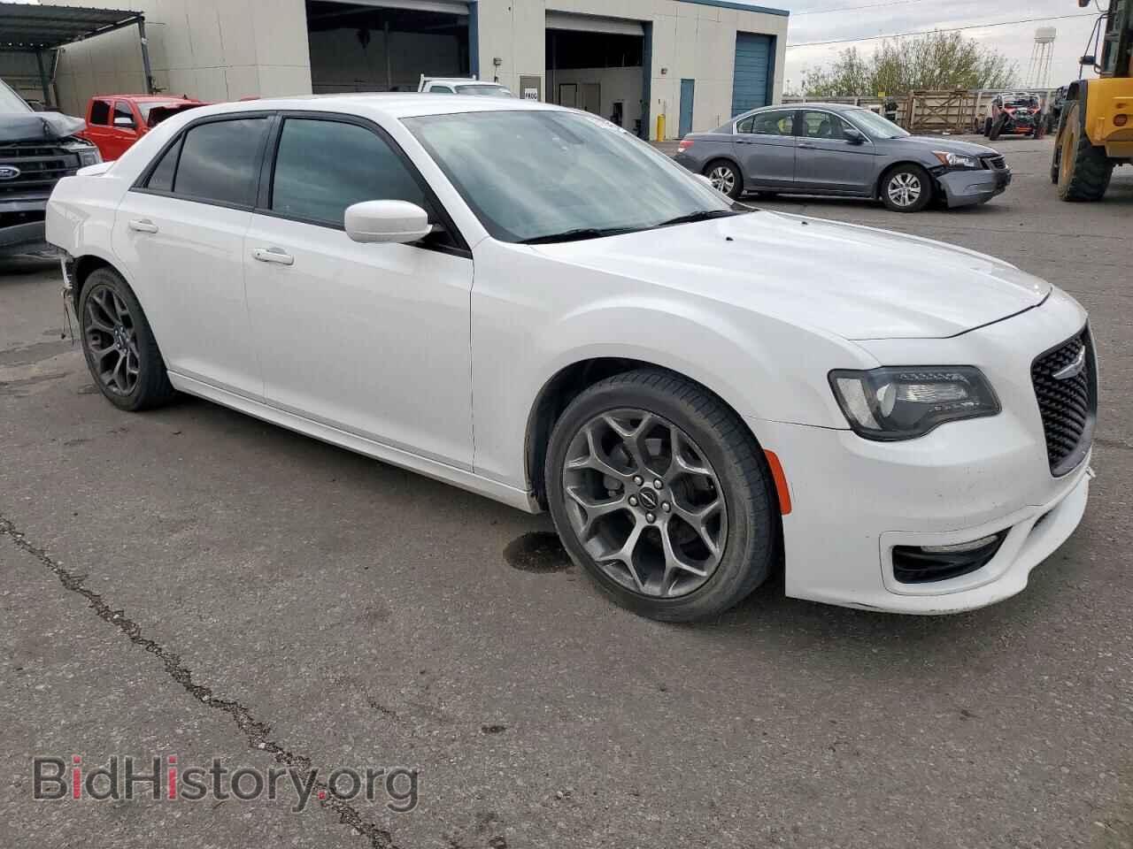 2017 CHRYSLER 300 - VIN: 2C3CCABG9HH668704 - Фото 4
