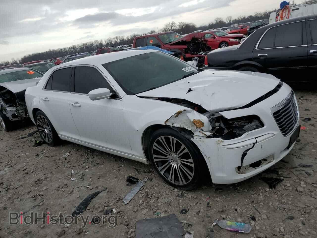 2014 CHRYSLER 300 - VIN: 2C3CCABG5EH138757 - Фото 4