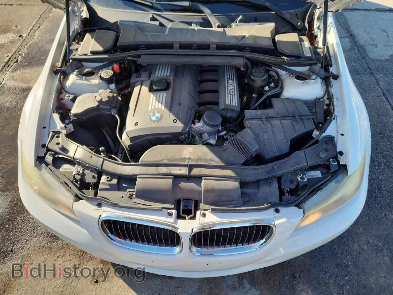 2011 BMW 3 SERIES - VIN: WBAPH7C51BE682297 - Фото 11
