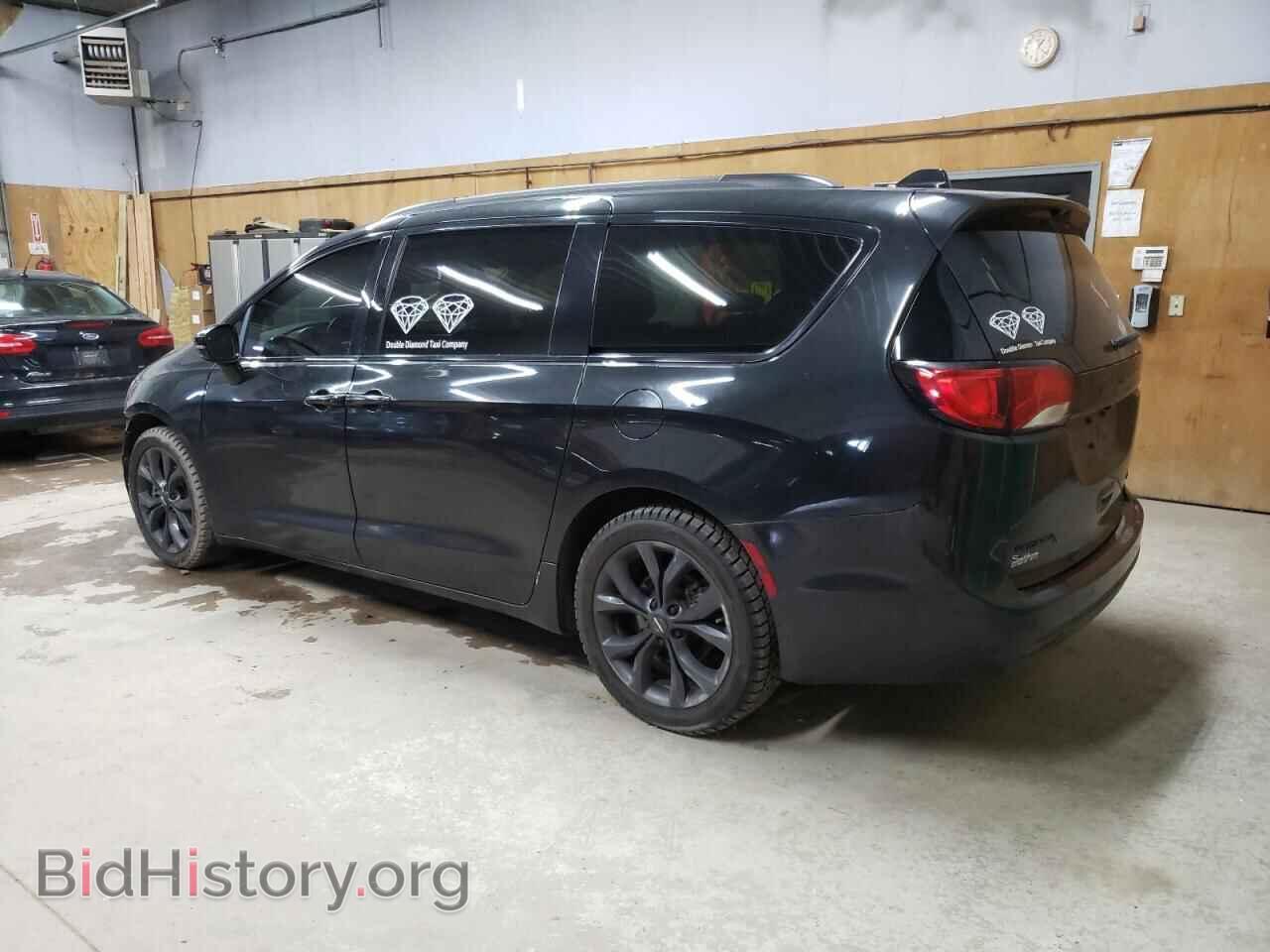 2019 CHRYSLER PACIFICA - VIN: 2C4RC1GG3KR576469 - Фото 2