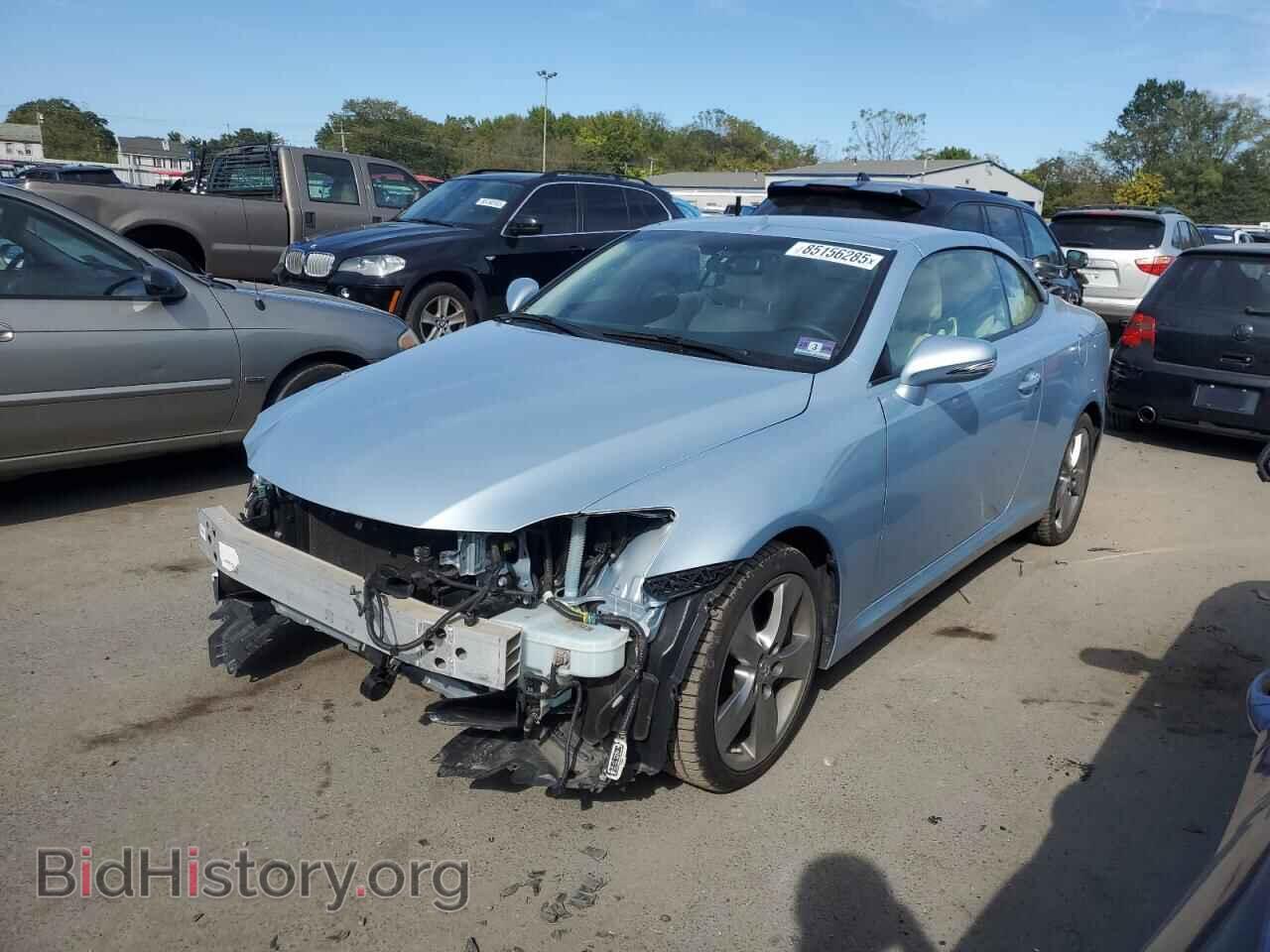 Photo JTHFE2C2XA2504483 - LEXUS IS 2010