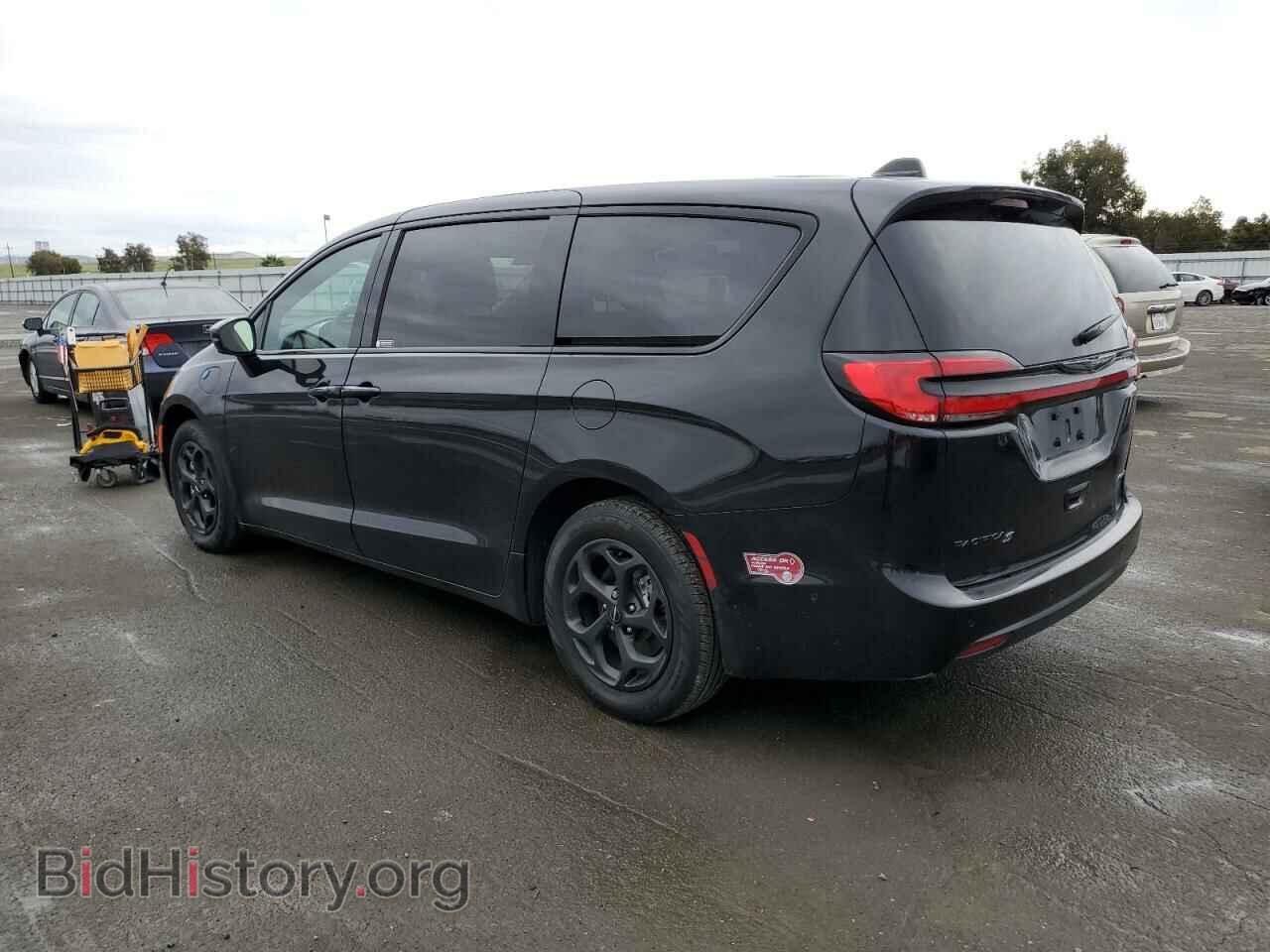 2023 CHRYSLER PACIFICA - VIN: 2C4RC1S76PR580031 - Фото 2