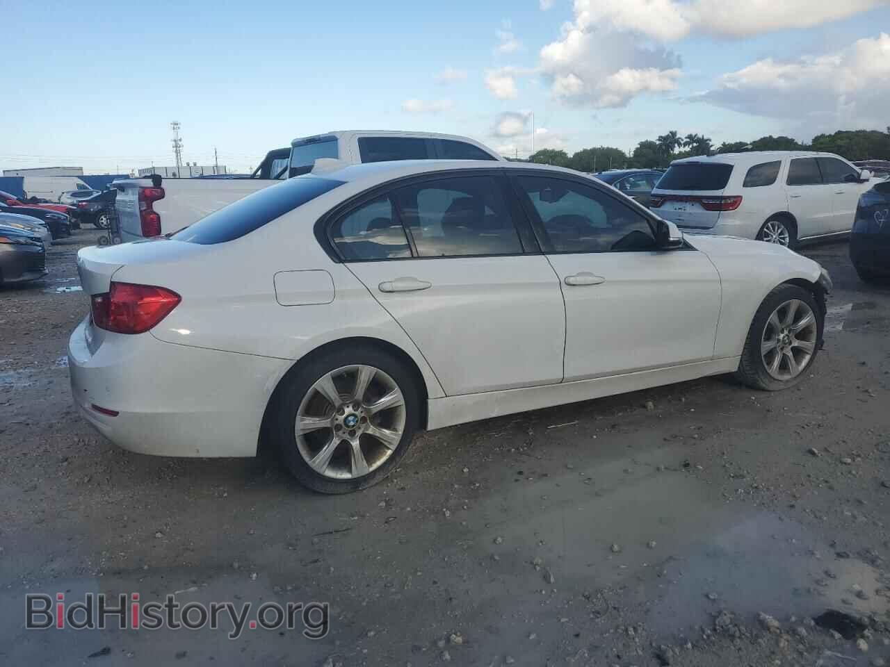 2015 BMW 3 SERIES - VIN: WBA3B1G57FNT63113 - Фото 3