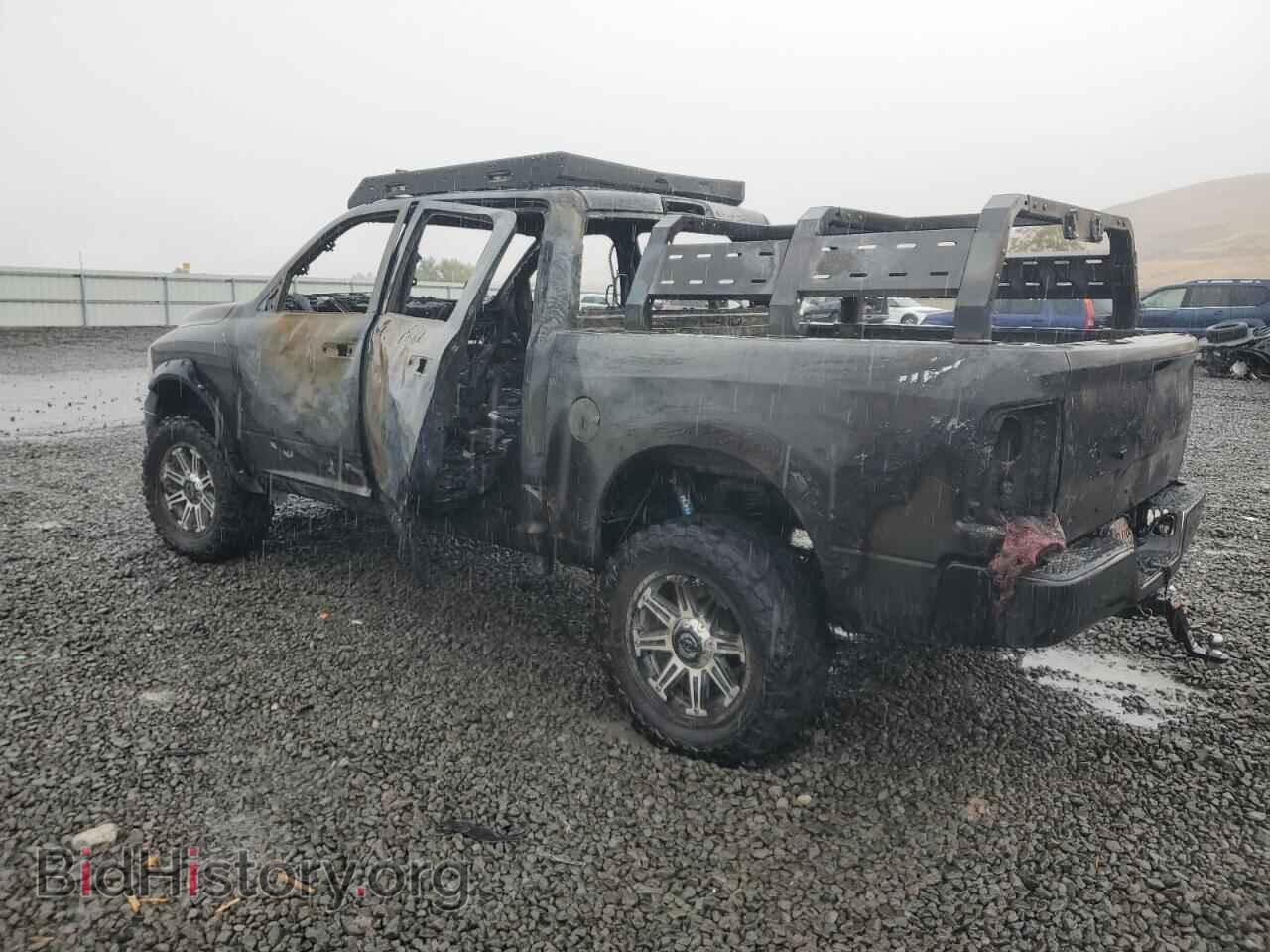 2018 RAM 1500 - VIN: 3C6RR7KT2JG138026 - Фото 2