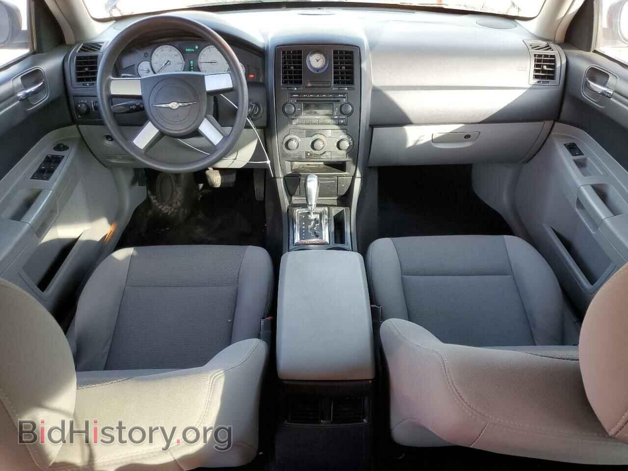 2006 CHRYSLER 300 - VIN: 2C3KA43R56H366875 - Фото 8
