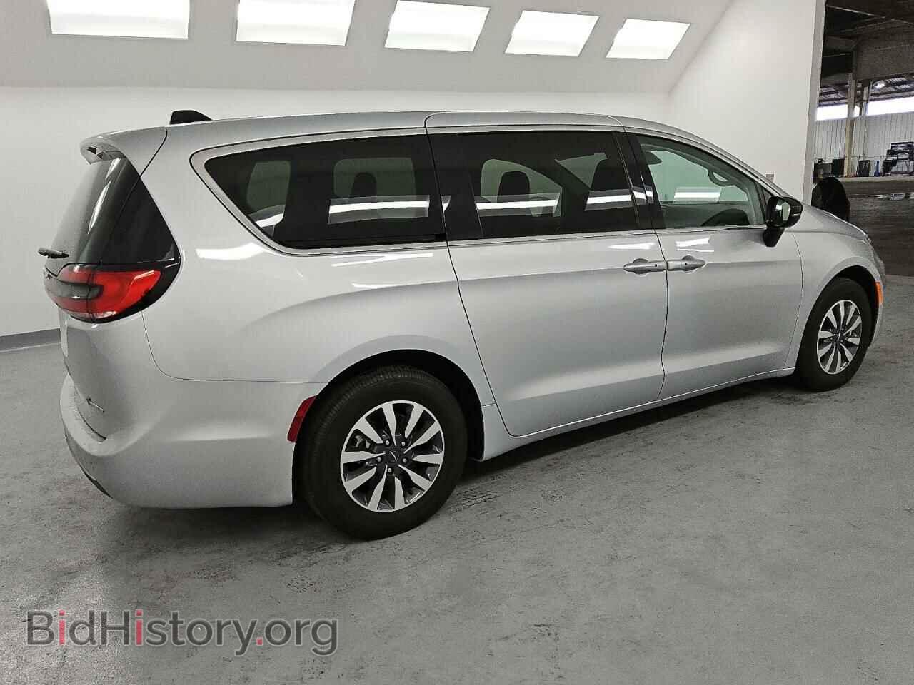 2024 CHRYSLER PACIFICA - VIN: 2C4RC1S79RR150366 - Фото 3