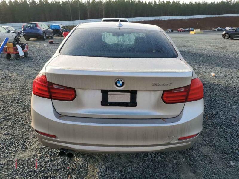 2013 BMW 3 SERIES (VIN WBA3A5C50DF604209) — фото 6 из 12