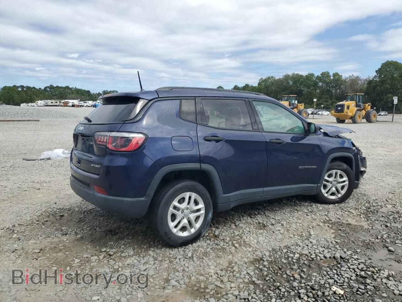 2018 JEEP COMPASS - VIN: 3C4NJCAB3JT226686 - Фото 3