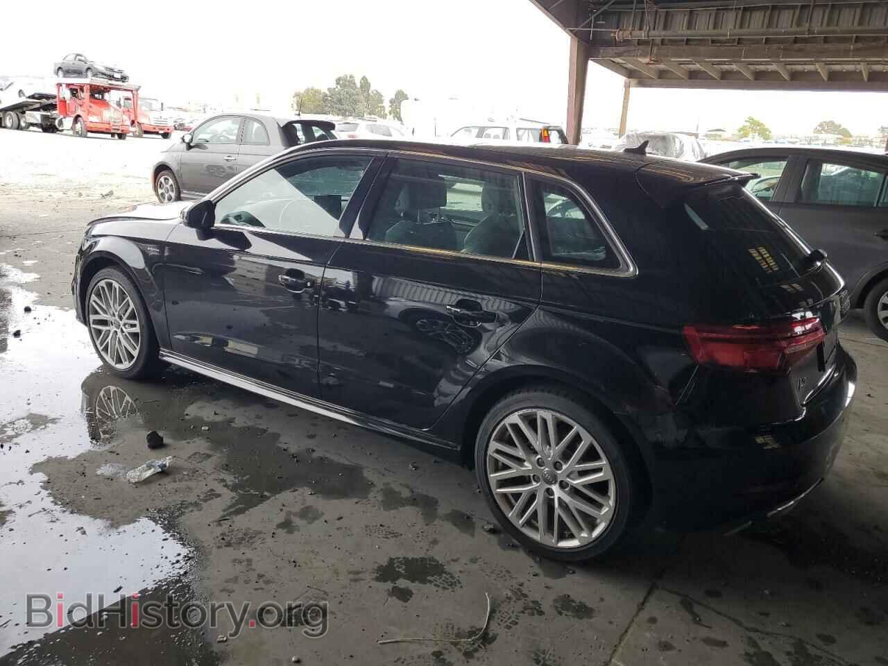 2018 AUDI A3 - VIN: WAUTPBFF3JA082525 - Фото 2