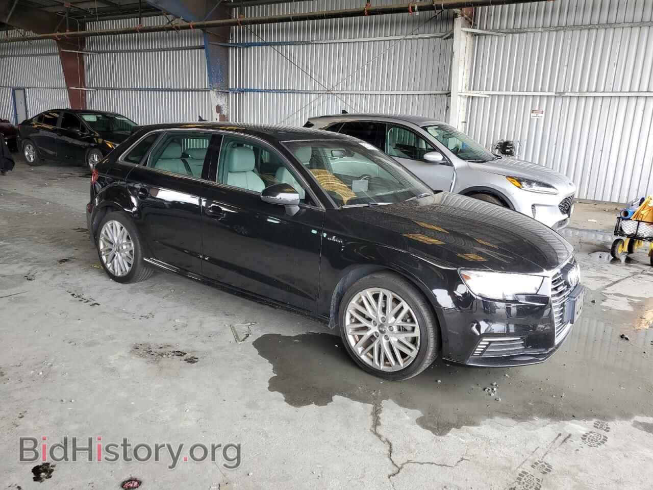 2018 AUDI A3 - VIN: WAUTPBFF3JA082525 - Фото 4