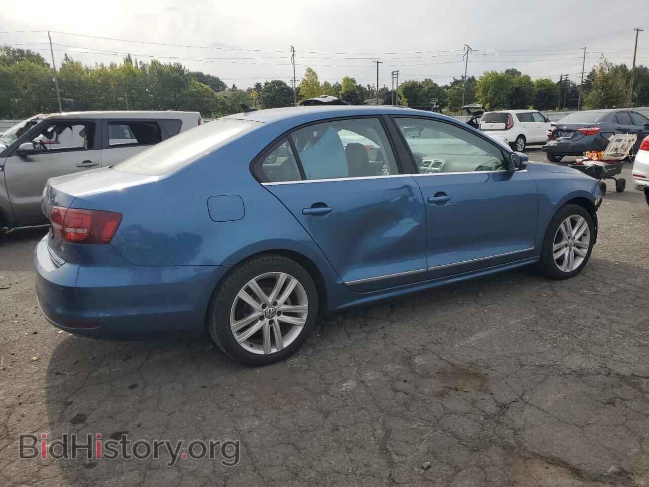 2017 VOLKSWAGEN JETTA - VIN: 3VWL17AJ6HM214412 - Фото 3