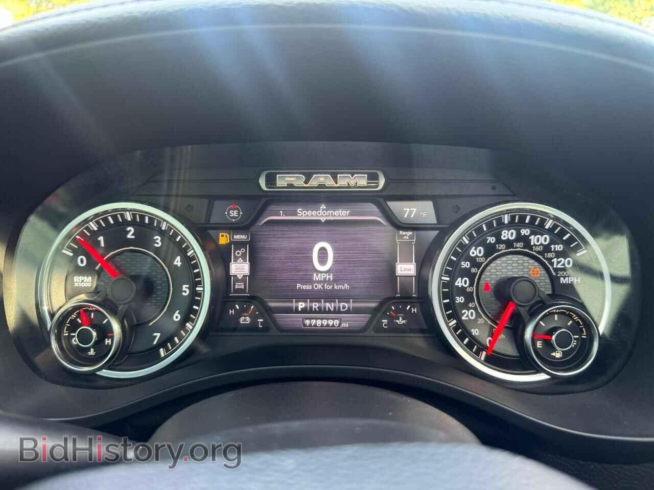 2021 RAM 1500 - VIN: 1C6SRFJT0MN810402 - Photo 8
