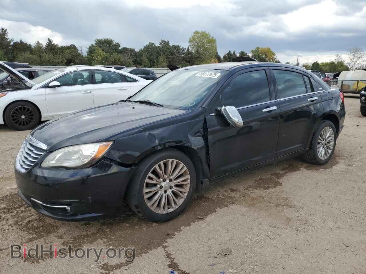 Photo 1C3BC2FG5BN607263 - CHRYSLER 200 2011